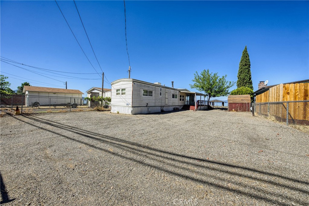 6541 E Highway 20 Property Photo 31
