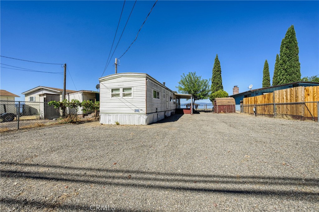 6541 E Highway 20 Property Photo 32