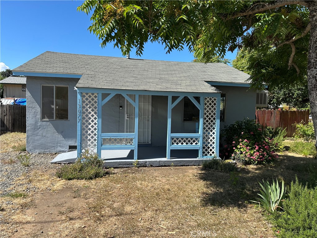 13077 1st Property Photo 1