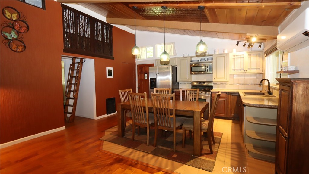 16404 High Road Property Photo 10