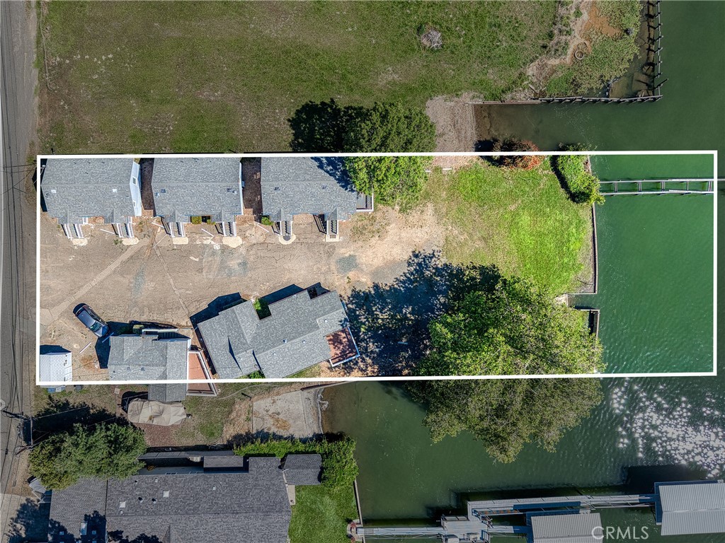 4550 Lakeshore Property Photo 41
