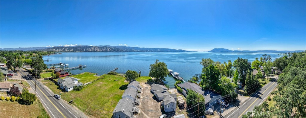 4550 Lakeshore Property Photo 46