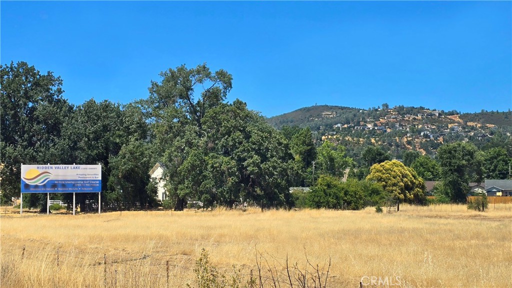 18379 Lakeridge Property Photo 17