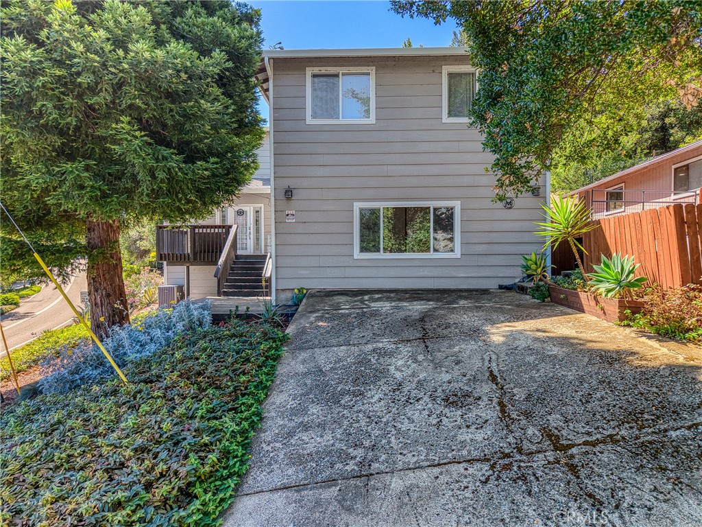 3310 Riviera West Property Photo 6