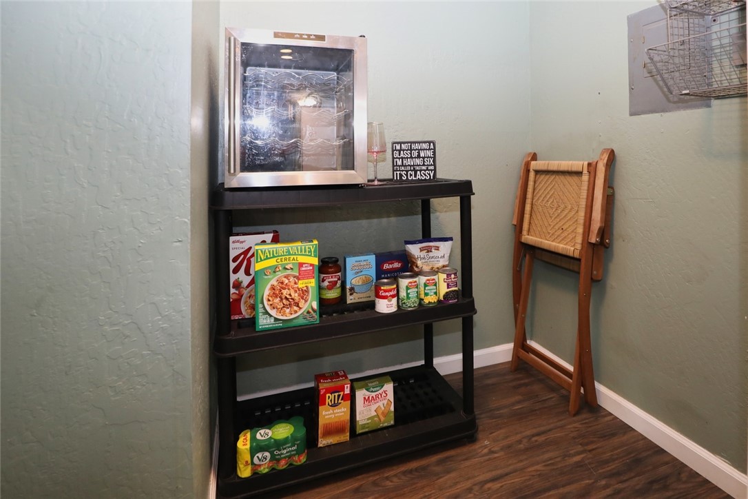 9712 Harrington Flat Property Photo 12
