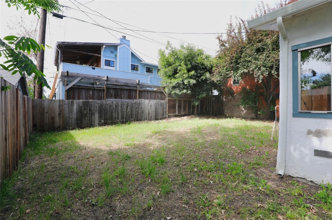 65 Lily Cove Property Photo 3