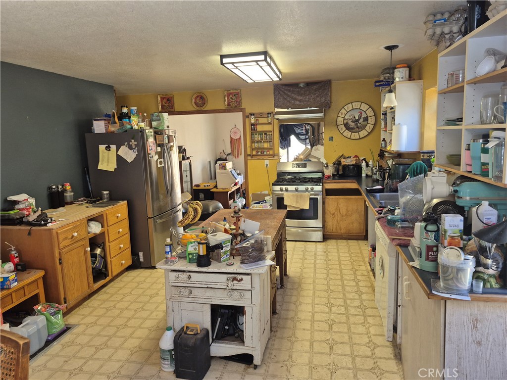 29600 Timberline Road Property Photo 7