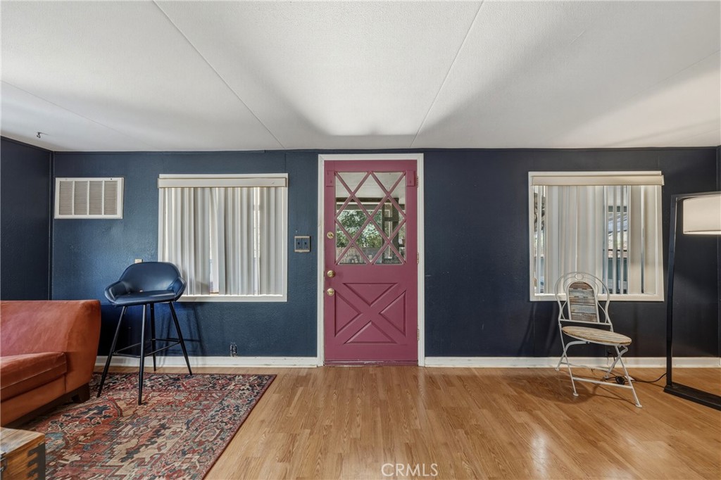 7333 High Street Property Photo 6