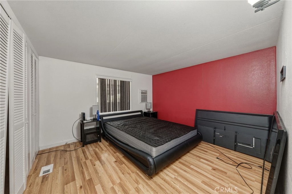 7333 High Street Property Photo 12