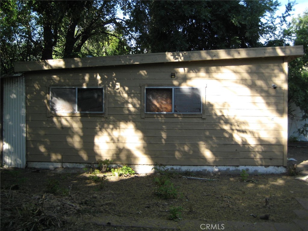 6304 6th Property Photo 9