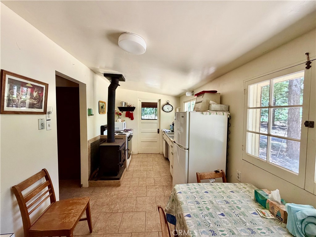 9520 Oak Place Property Photo 15