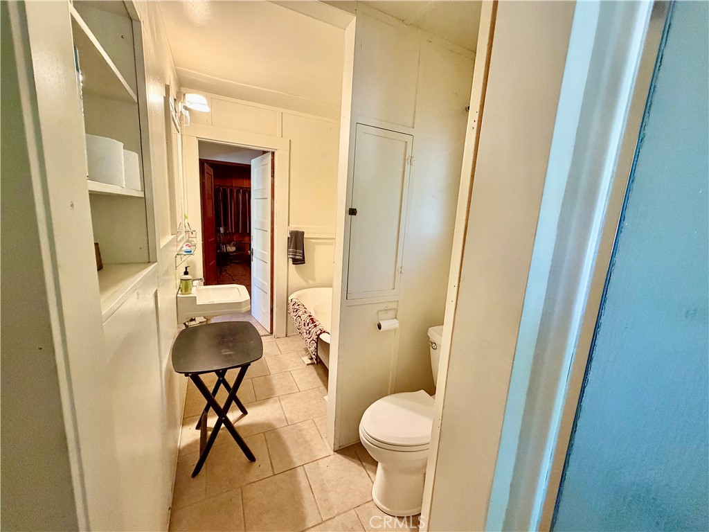 9520 Oak Place Property Photo 20