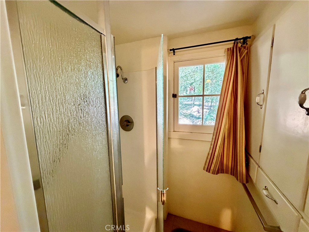 9520 Oak Place Property Photo 21