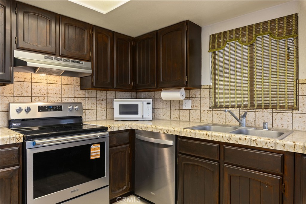7846 Alston Way Property Photo 10