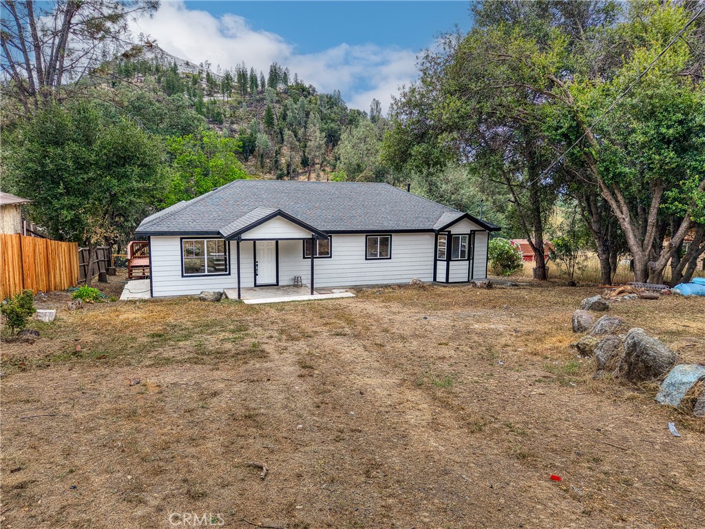 17440 Cache Creek Property Photo 3