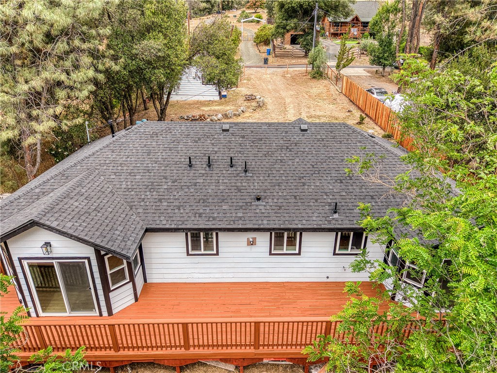 17440 Cache Creek Property Photo 4