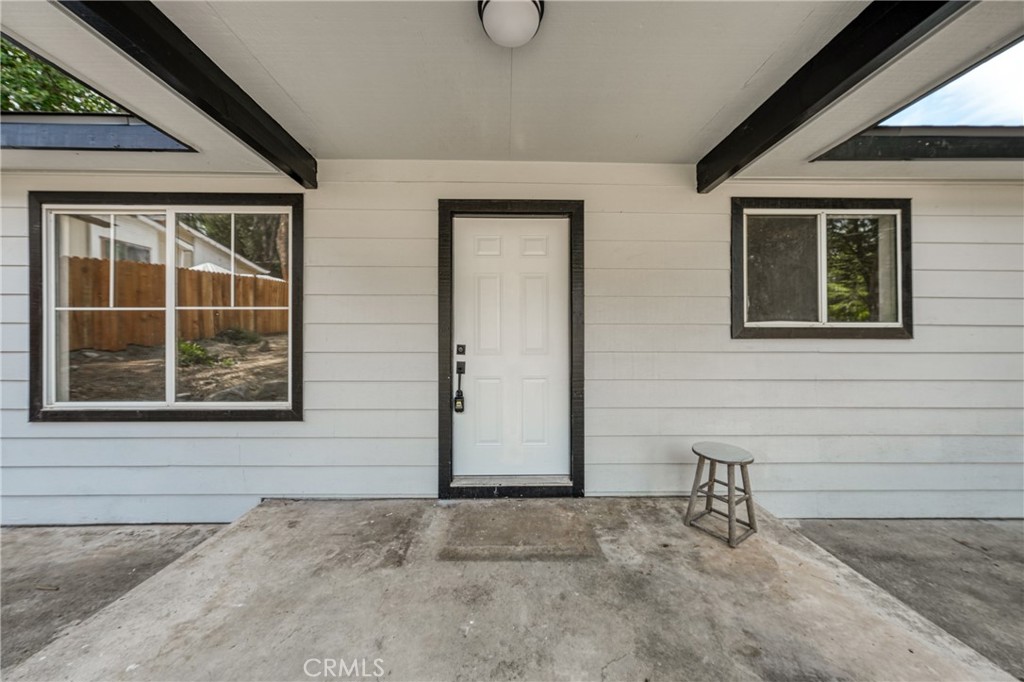17440 Cache Creek Property Photo 11