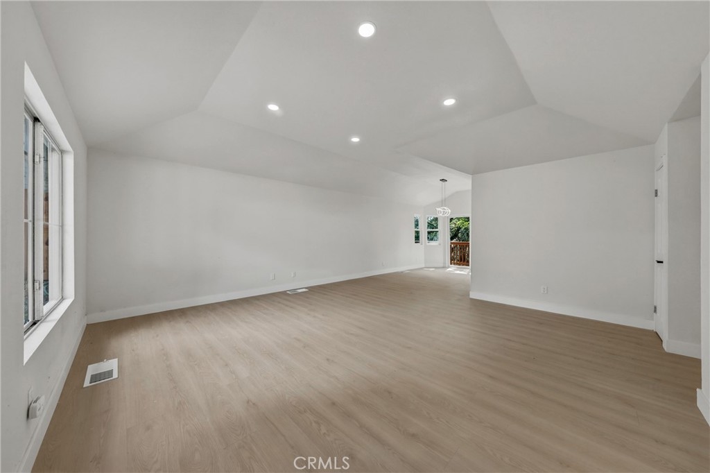 17440 Cache Creek Property Photo 13