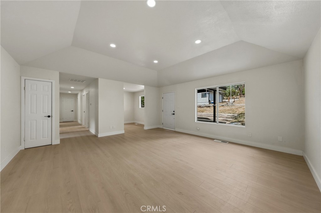 17440 Cache Creek Property Photo 15