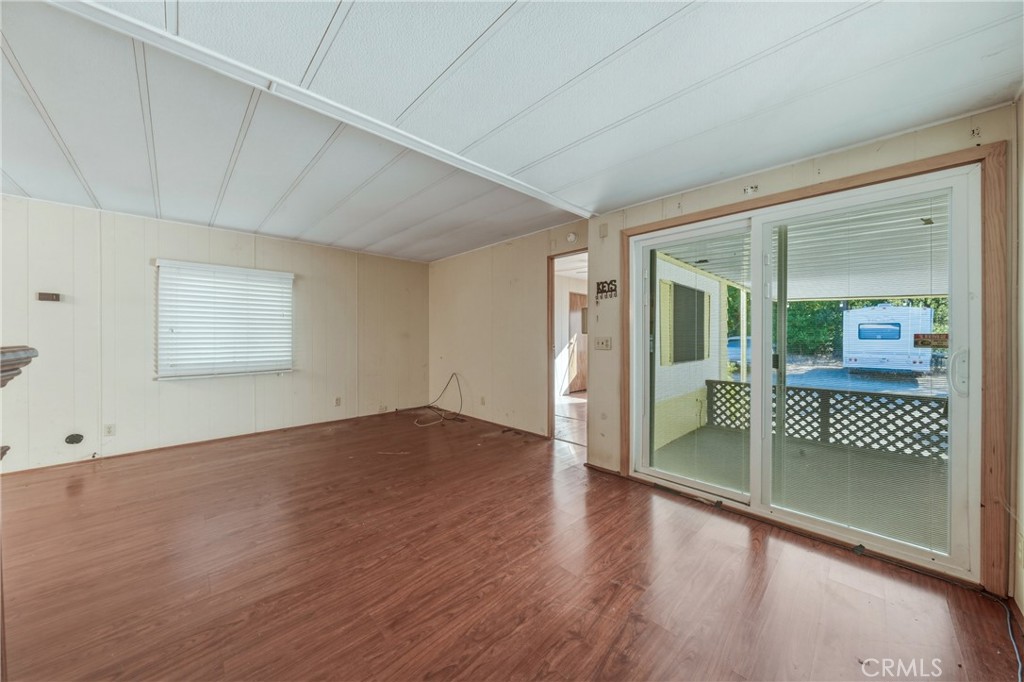 5890 E Highway 20 E 60 Property Photo 5