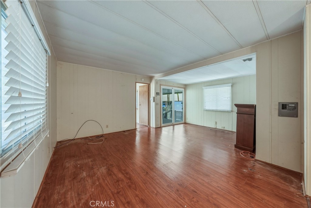 5890 E Highway 20 E 60 Property Photo 7