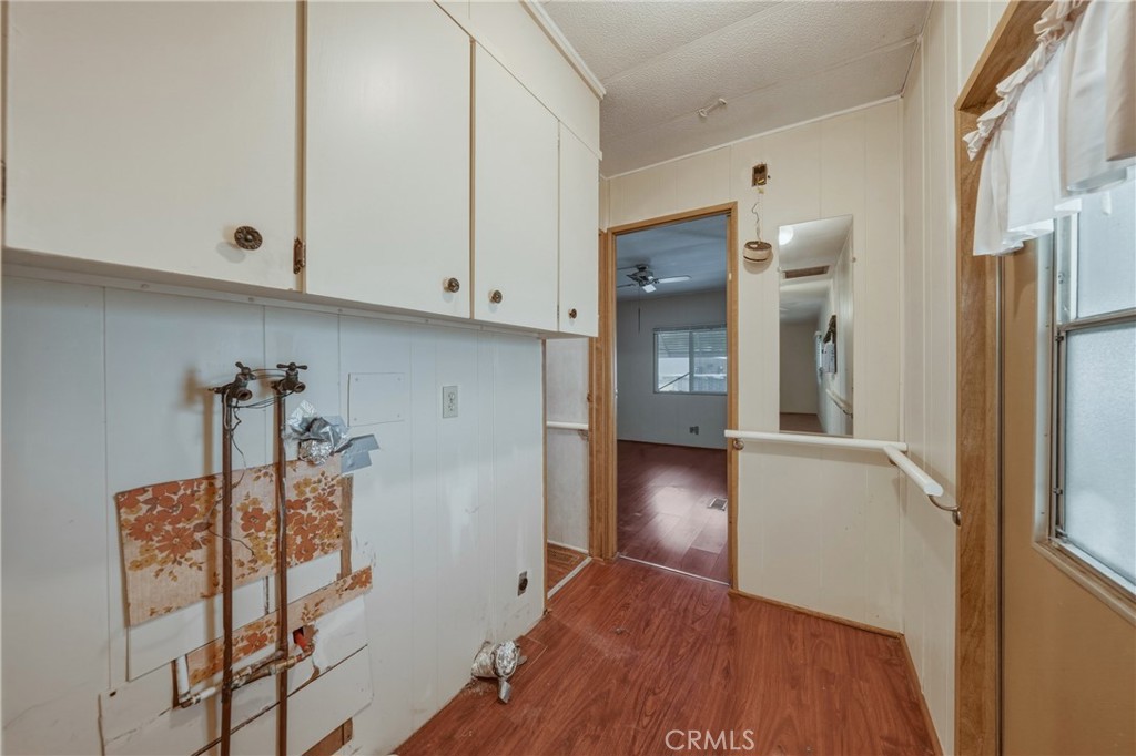 5890 E Highway 20 E 60 Property Photo 21