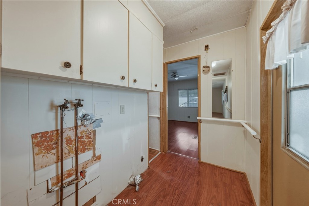 5890 E Highway 20 E 60 Property Photo 21