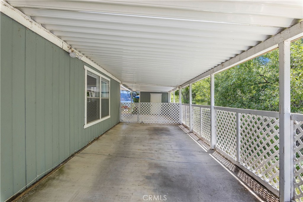 5830 Robin Hill Drive 17 Property Photo 4