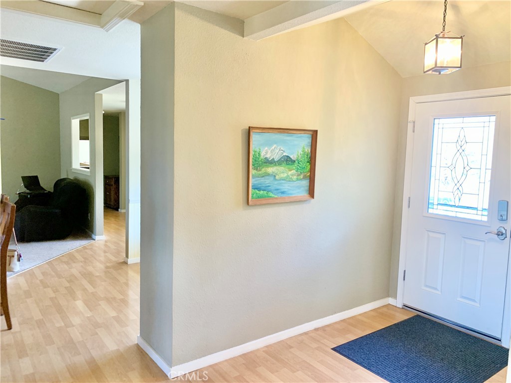 18076 Vista Point Ct Property Photo 8