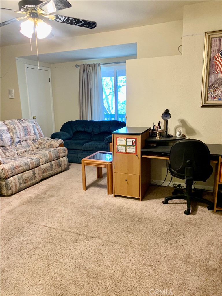 18076 Vista Point Ct Property Photo 32