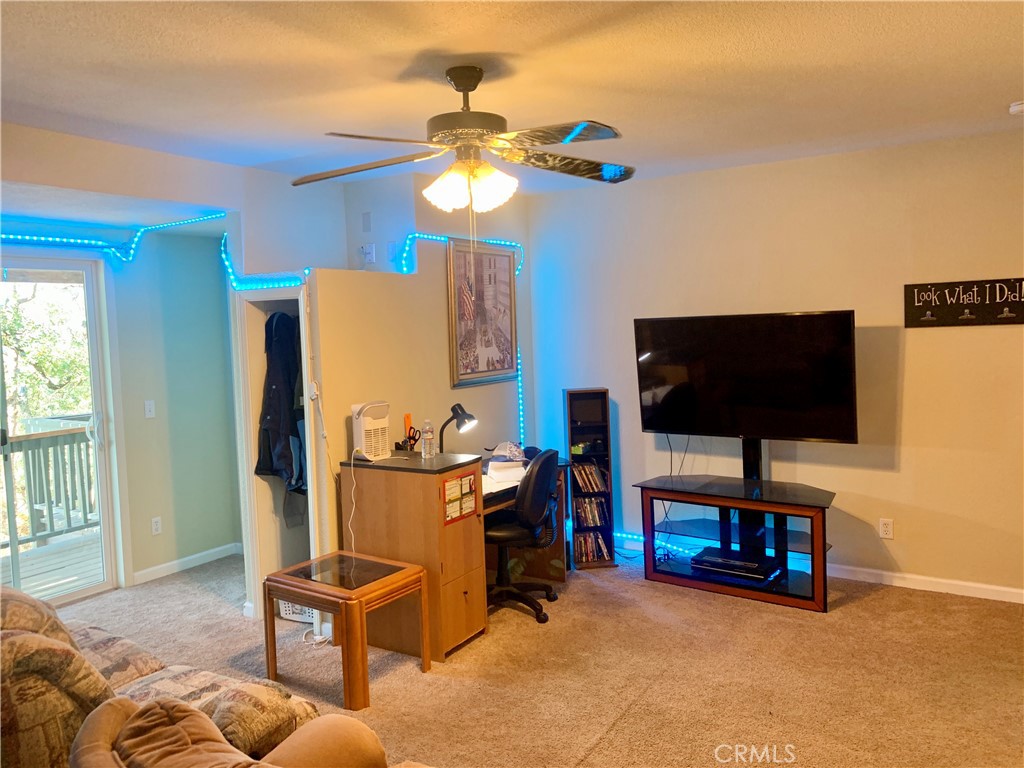 18076 Vista Point Ct Property Photo 32