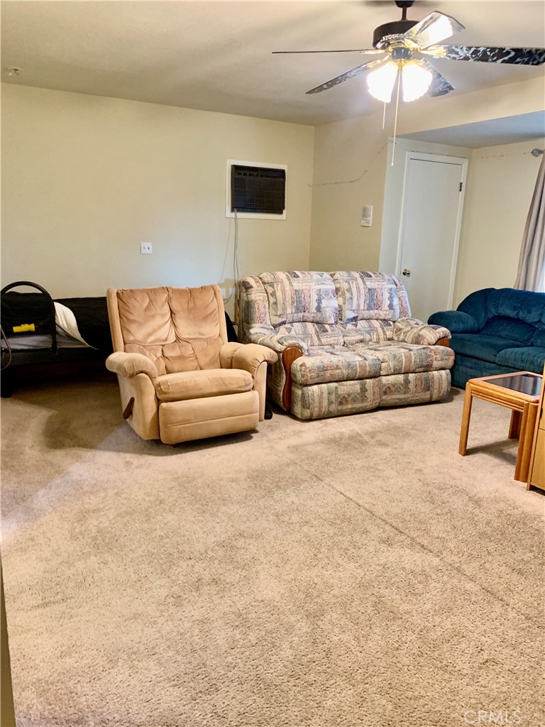 18076 Vista Point Ct Property Photo 33