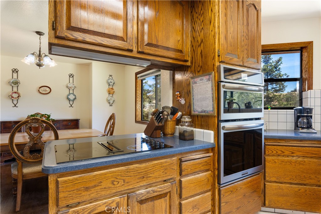 920 Park Way Property Photo 15