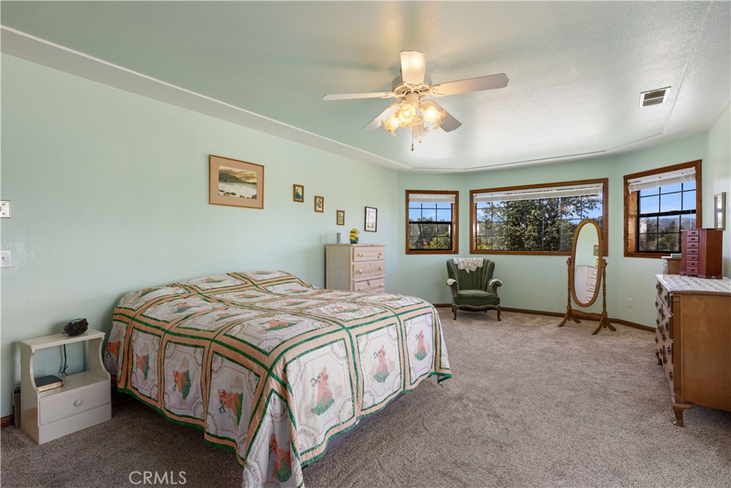 920 Park Way Property Photo 33