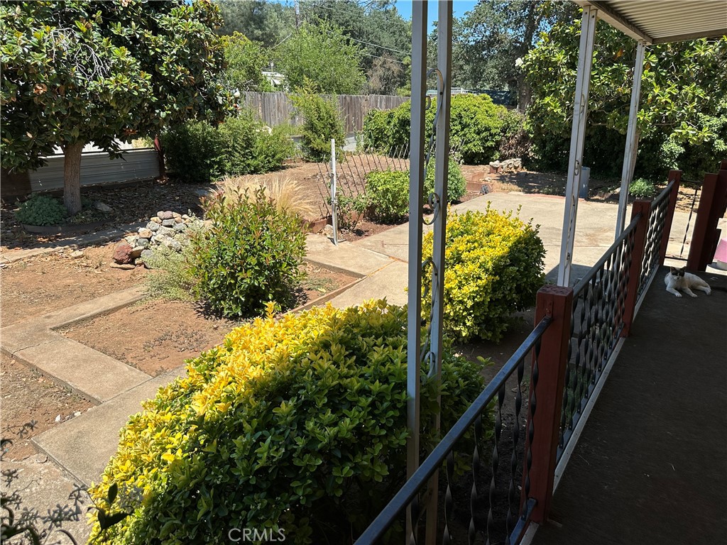 5647 Jones Property Photo 5