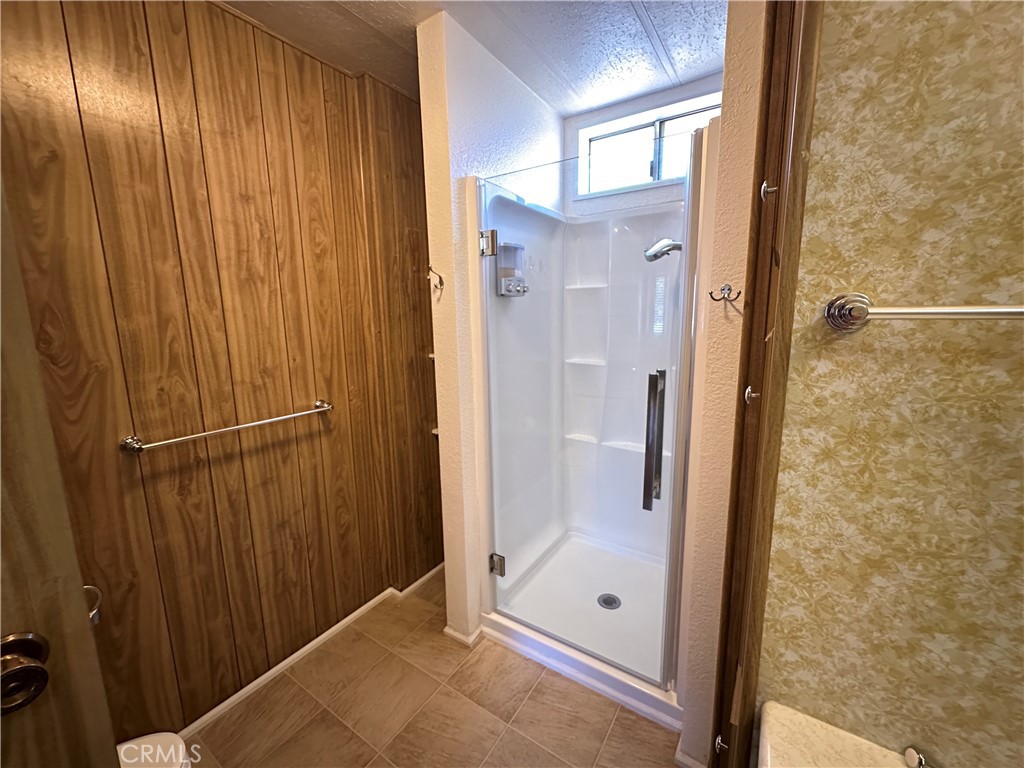5647 Jones Property Photo 18