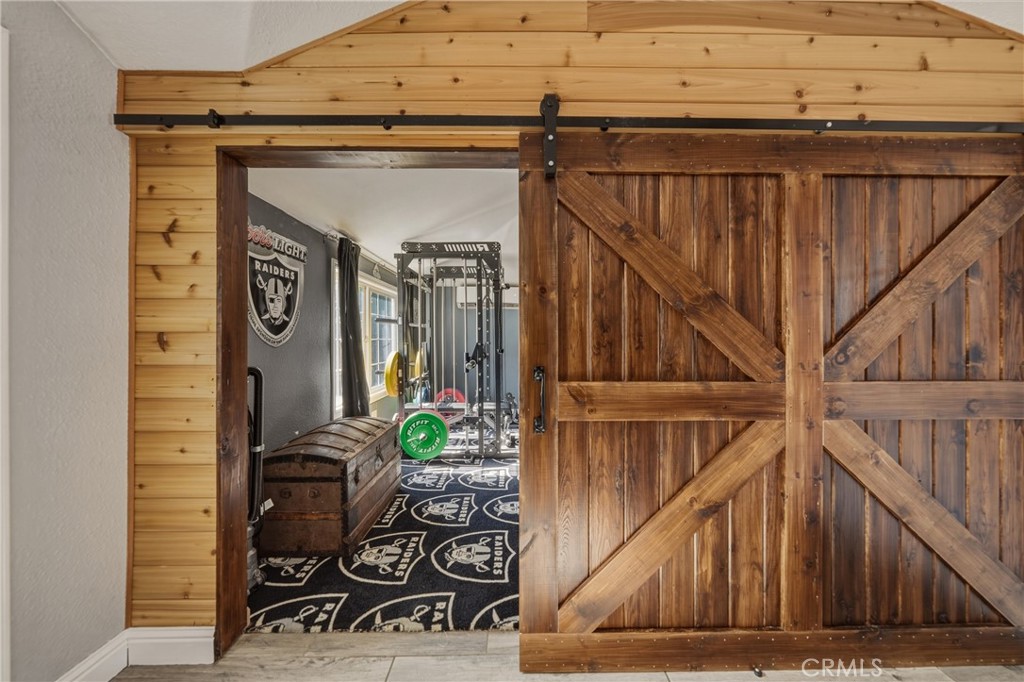9655 Main Property Photo 21