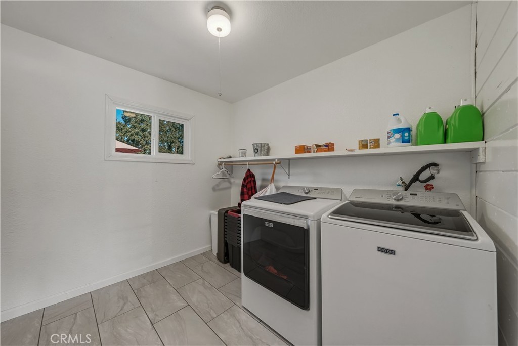 9655 Main Property Photo 23