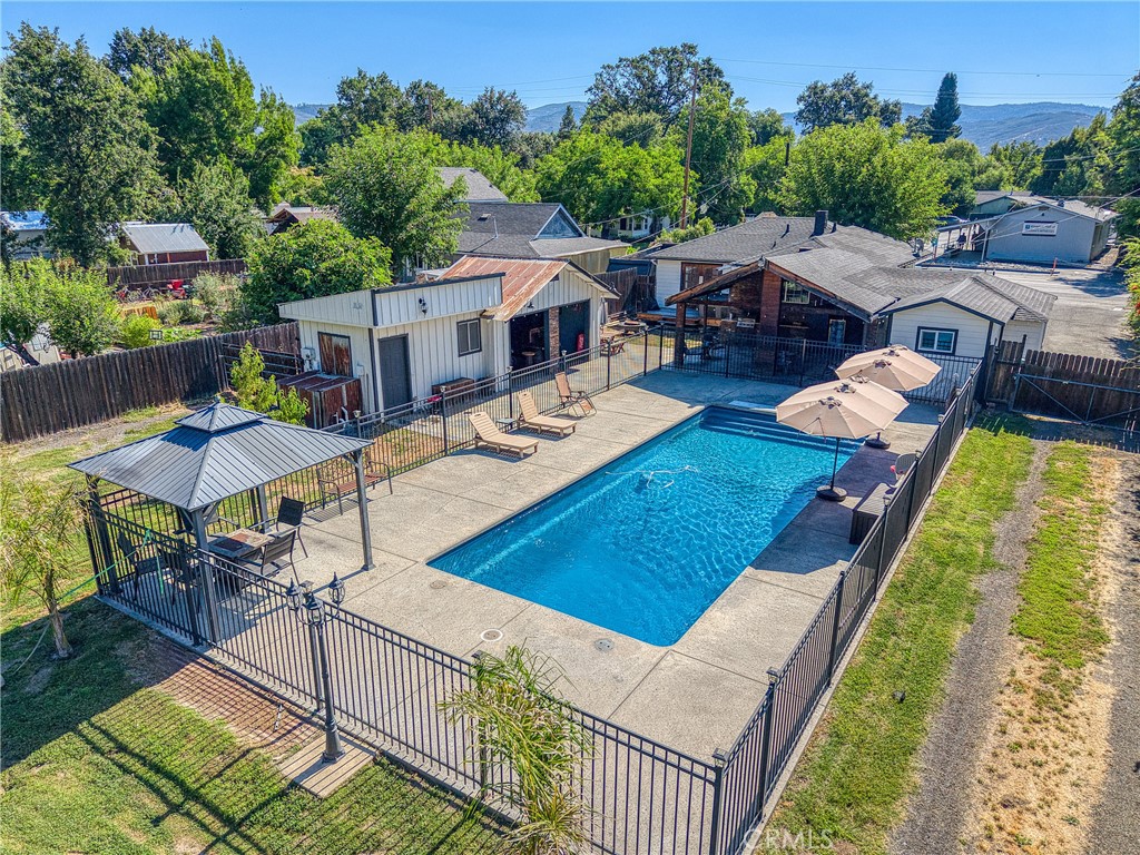 9655 Main Property Photo 27
