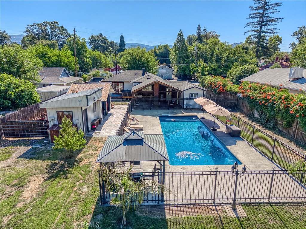 9655 Main Property Photo 36