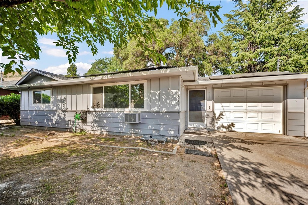 6838 Virginia Drive Property Photo 1