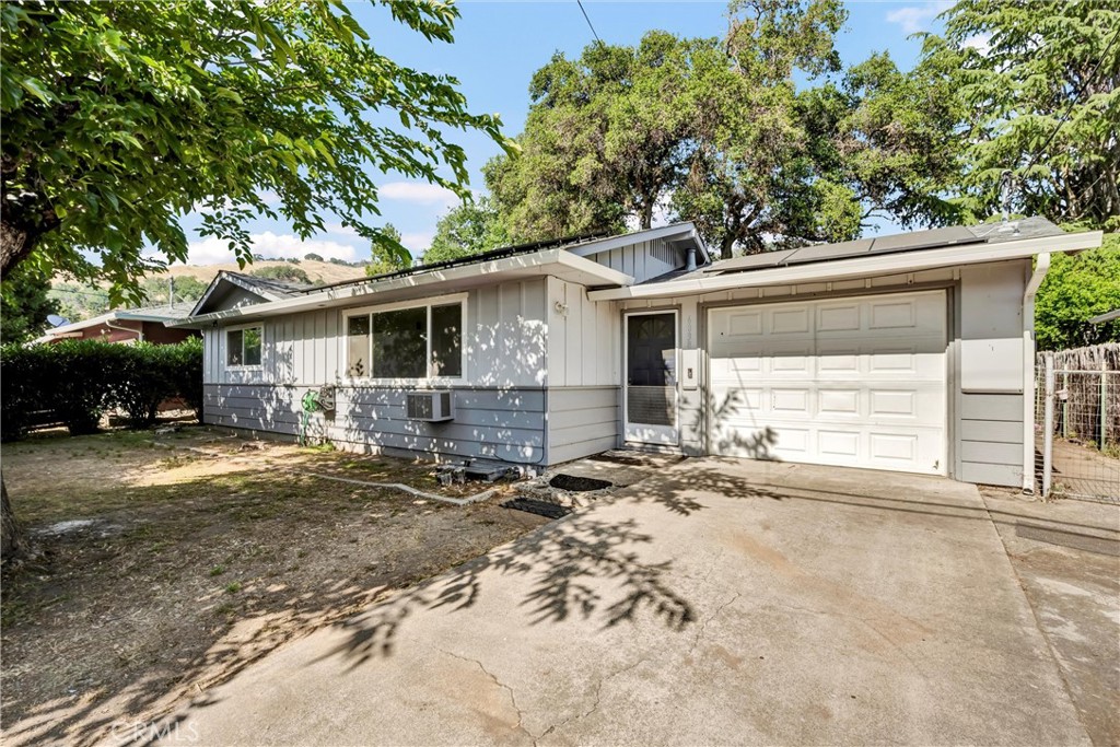 6838 Virginia Drive Property Photo 4
