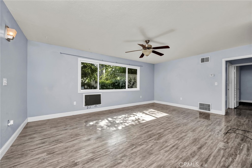 6838 Virginia Drive Property Photo 5