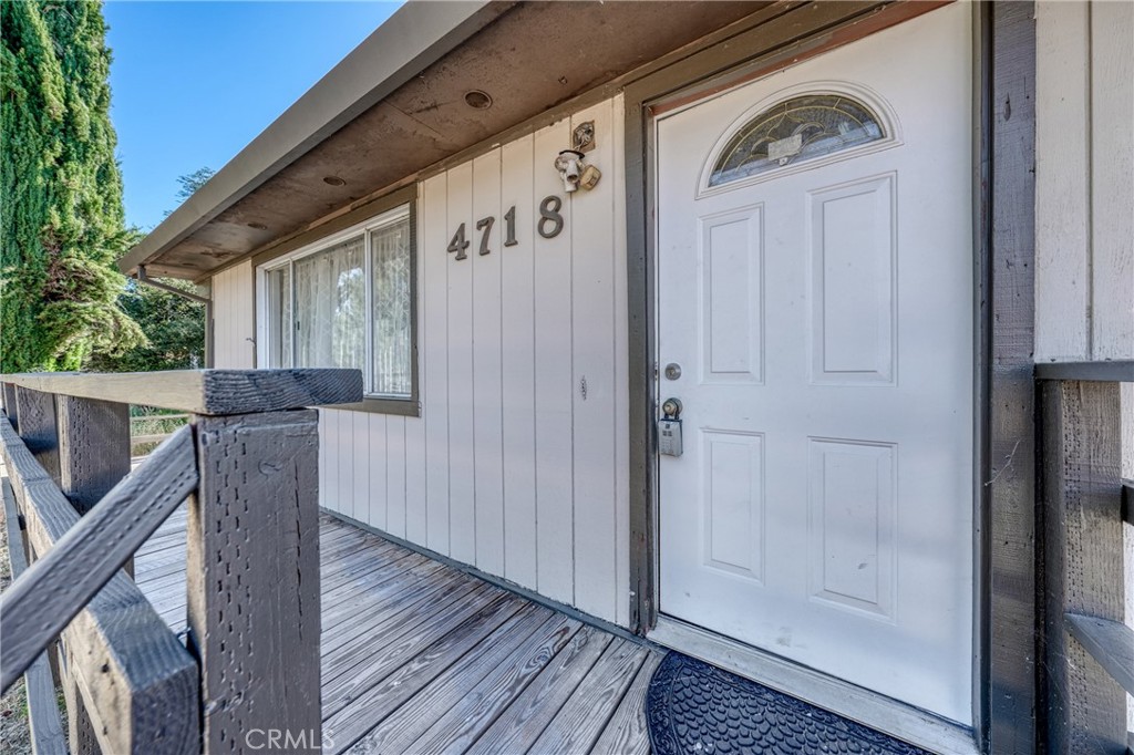 4718 Hawaina Way Property Photo 2