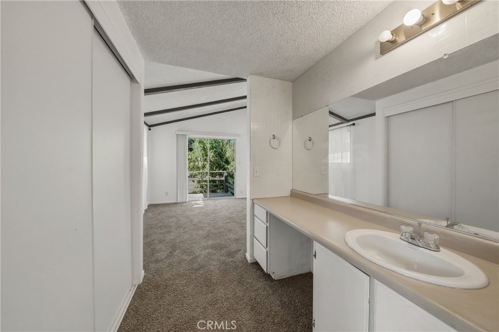4718 Hawaina Way Property Photo 23
