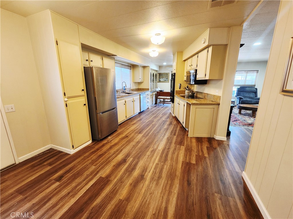 1800 South Main St. 23 Property Photo 12