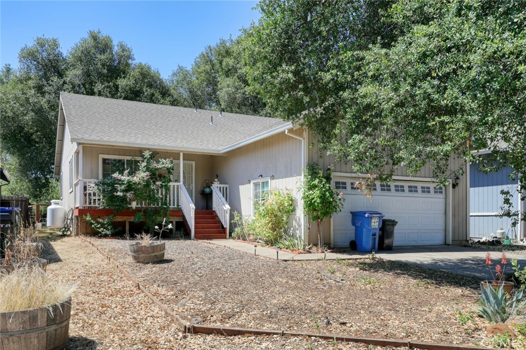 15825 23rd Property Photo 2