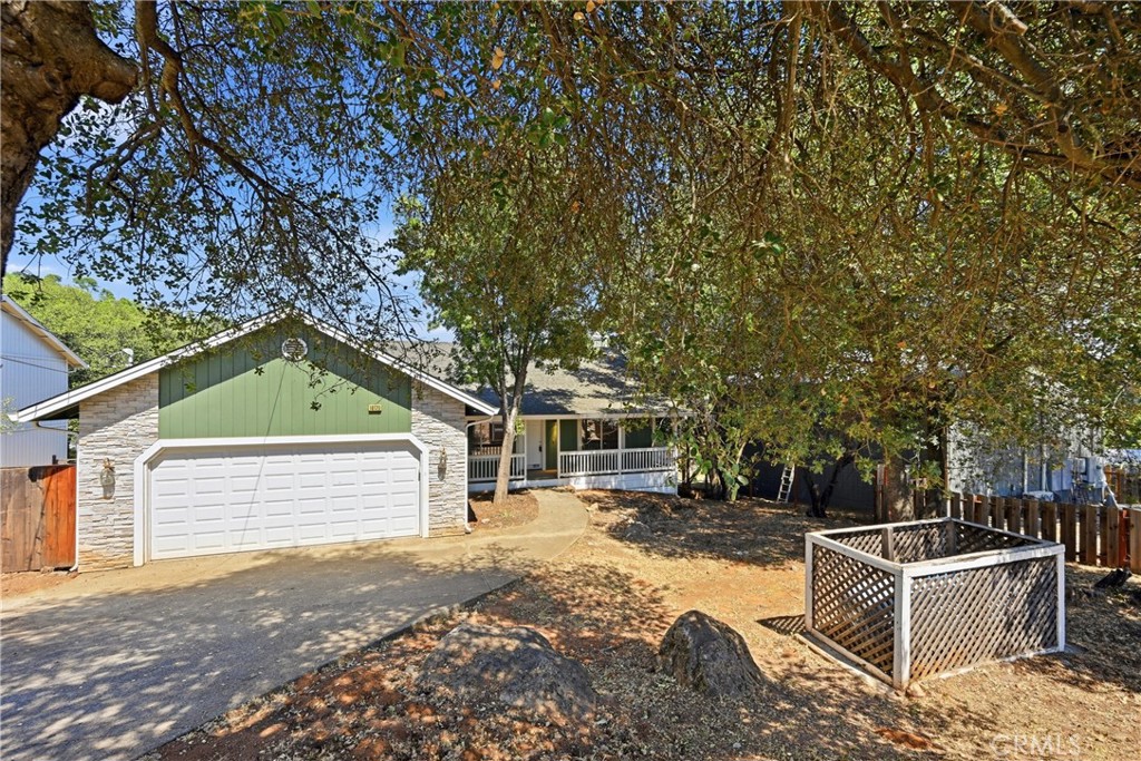 18120 N Shore Property Photo 1