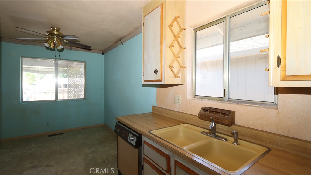 13180 Ebbtide Village Property Photo 7