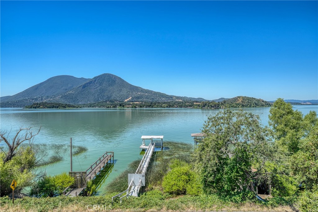 9175 Glenhaven Property Photo 3